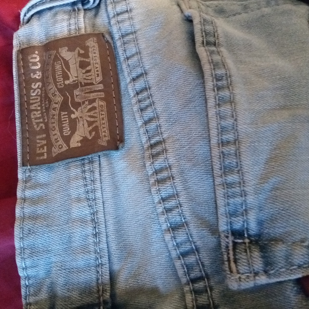 Acid washed Levi skinny jeans